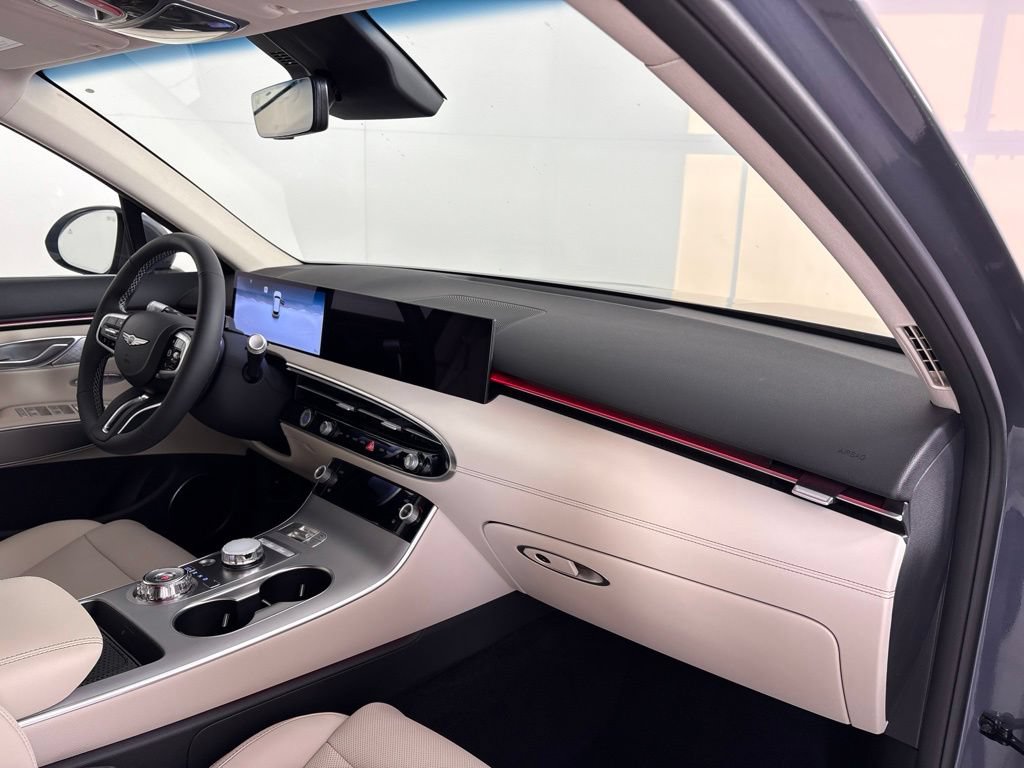 New 2027 Genesis GV70 2.5T Select AWD/4WD image 13