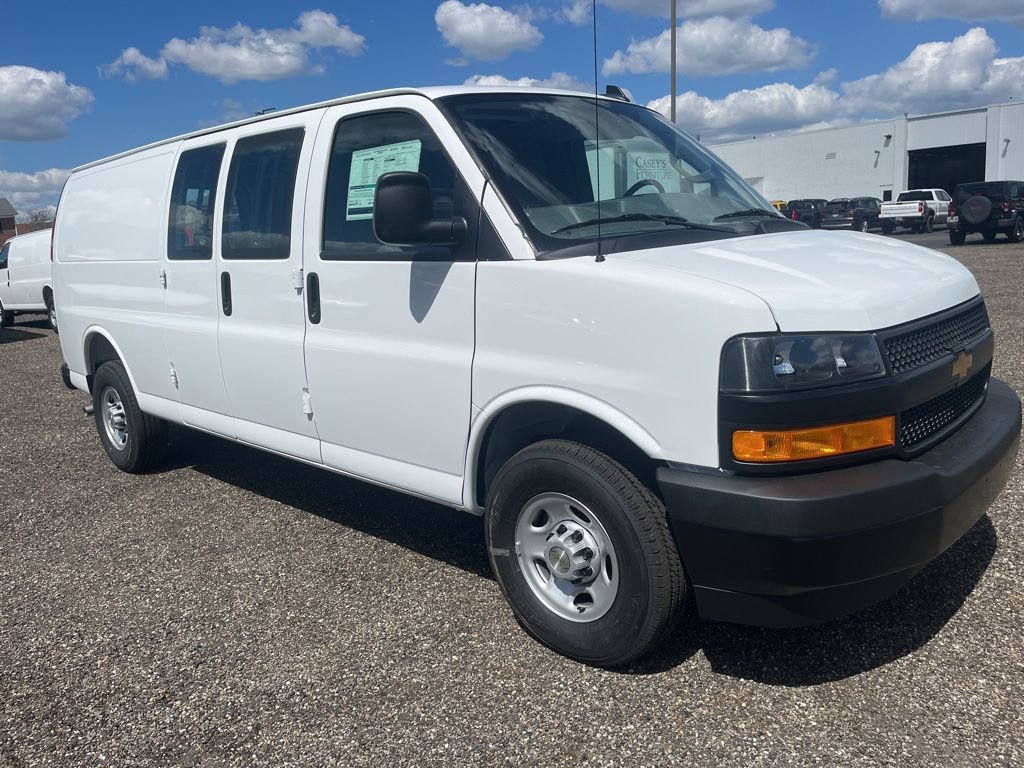 New 2025 Chevrolet Express 3500 Extended w/ Driver Convenience Package RWD image 9