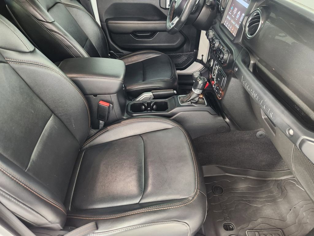 Used 2021 Jeep Wrangler Unlimited Rubicon w/ Trailer Tow Package image 15