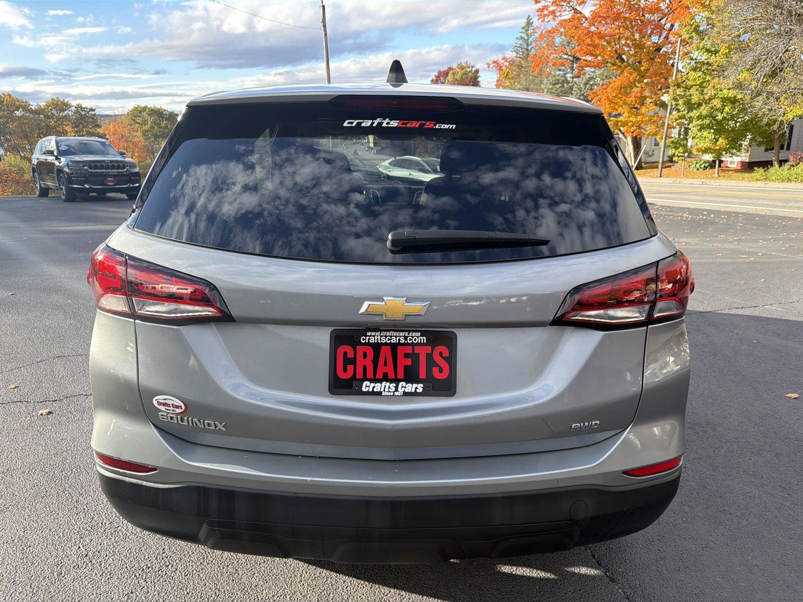 Used 2023 Chevrolet Equinox LS w/ LS Convenience Package AWD/4WD image 4