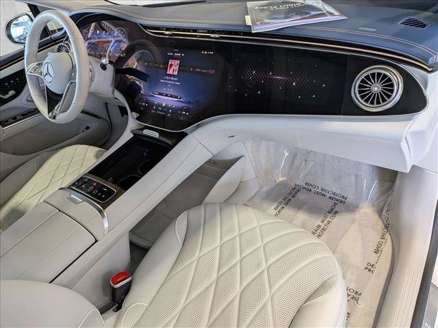 Certified 2022 Mercedes-Benz EQS 580 4MATIC Sedan image 23