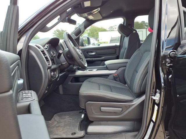 New 2026 RAM 1500 Express AWD/4WD image 13