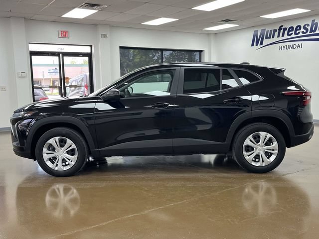Used 2025 Chevrolet Trax LS FWD image 9