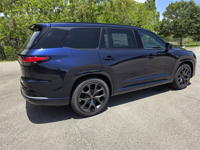 New 2025 Lexus TX 500h AWD image 3