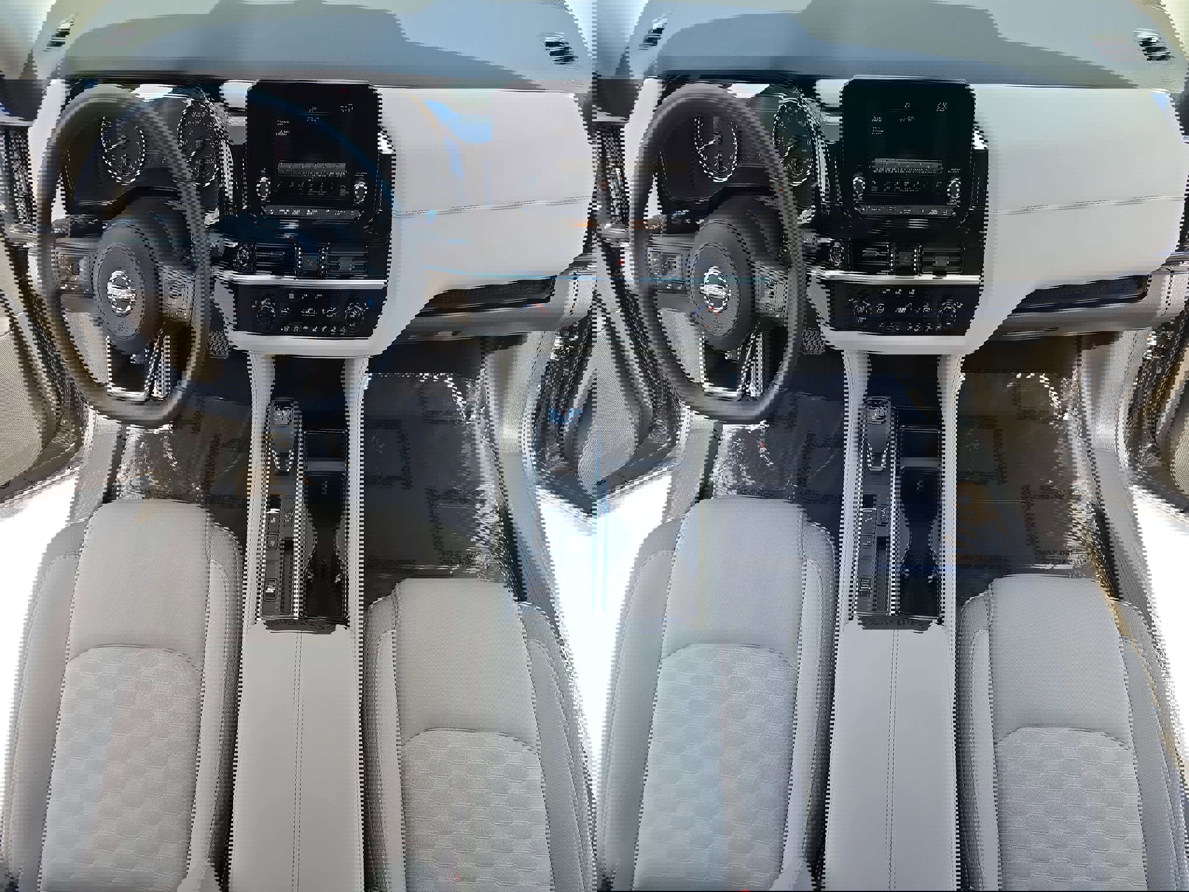 Used 2024 Nissan Pathfinder SV w/ SV Premium Package image 9