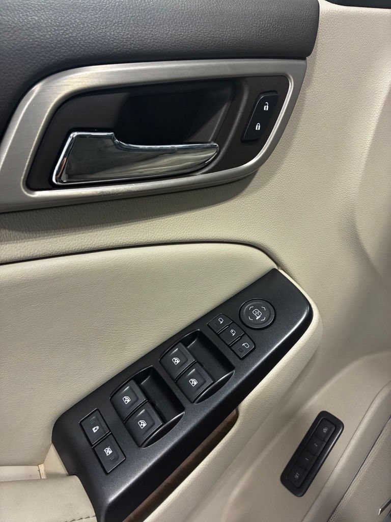 Used 2019 GMC Yukon Denali AWD/4WD image 17