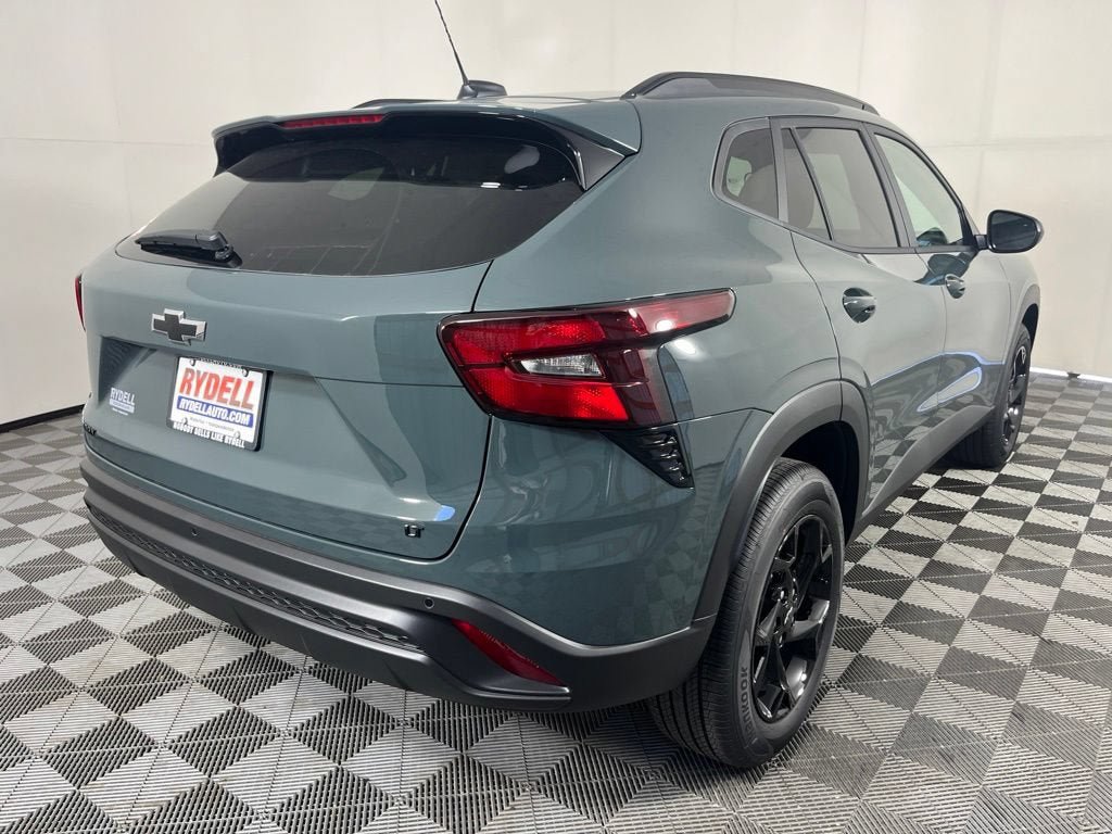 New 2026 Chevrolet Trax LT w/ Driver Confidence Package FWD image 5