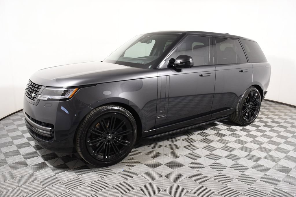 Used 2024 Land Rover Range Rover Autobiography image 2