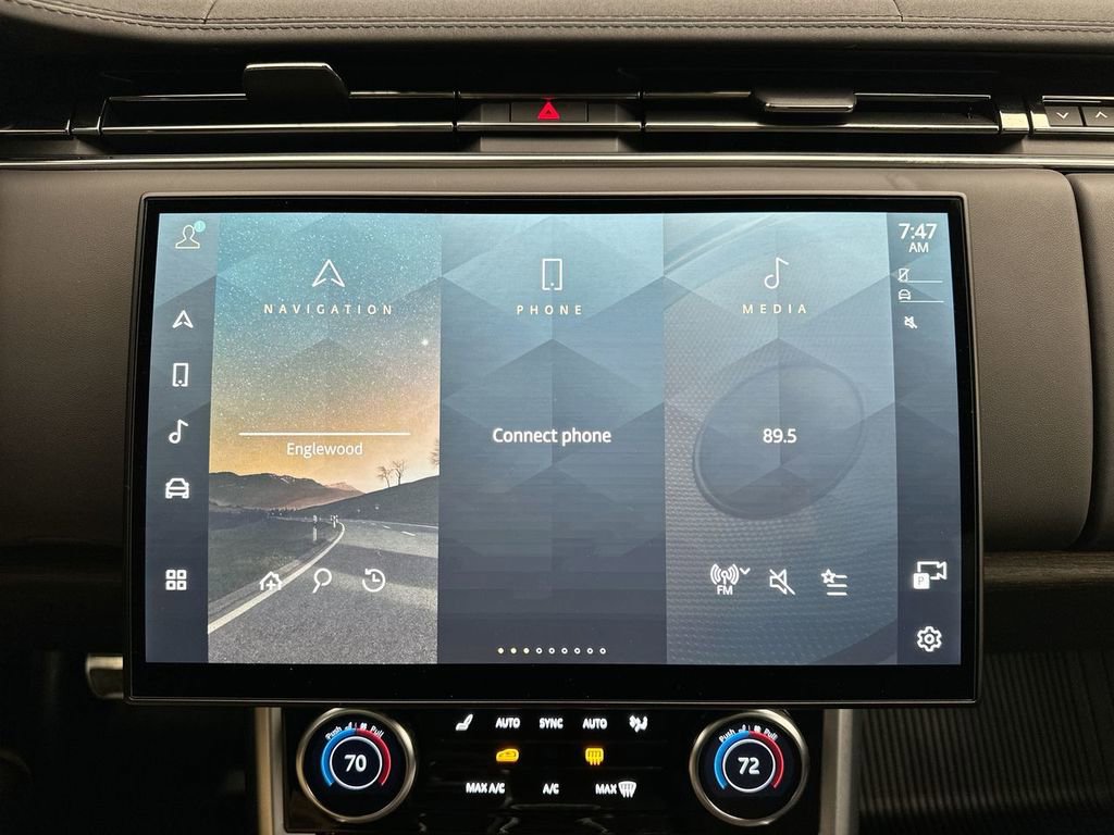 Certified 2023 Land Rover Range Rover SE image 26