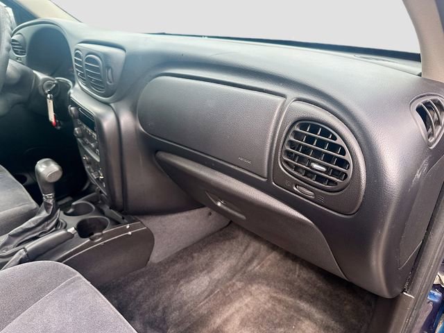 Used 2008 Chevrolet TrailBlazer LT w/ Sun And Sound Package AWD/4WD image 30