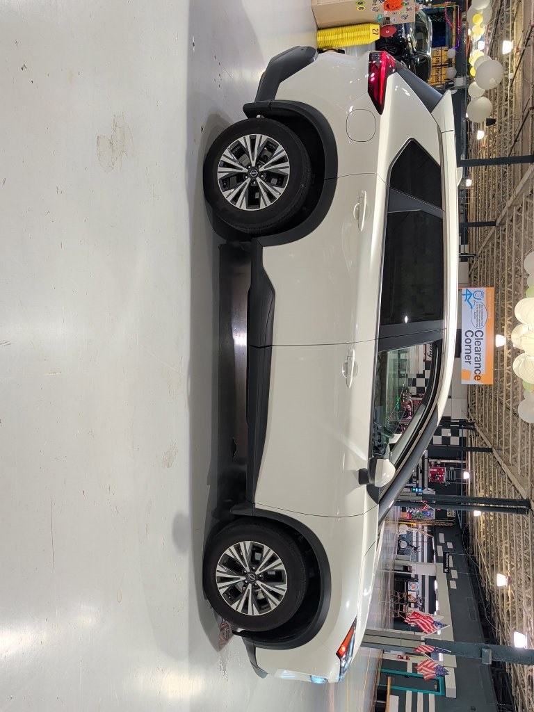 Used 2023 Nissan Rogue SV AWD/4WD image 11