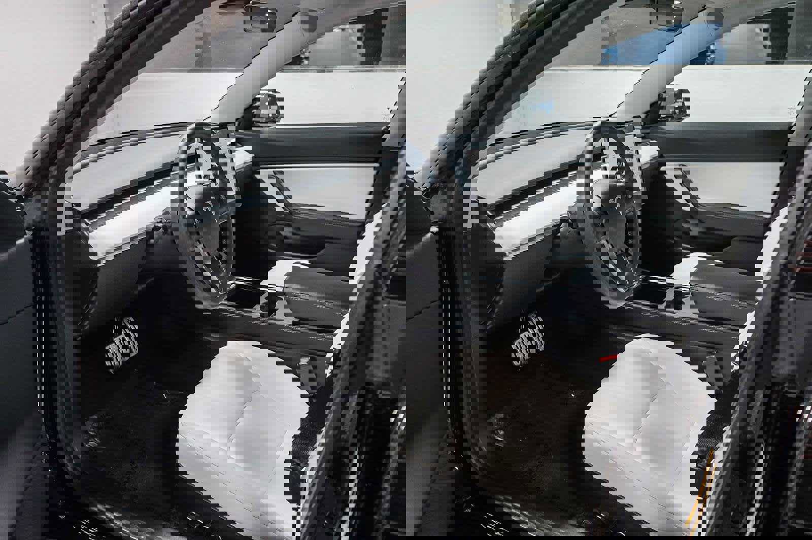 Used 2021 Tesla Model 3 Performance image 19