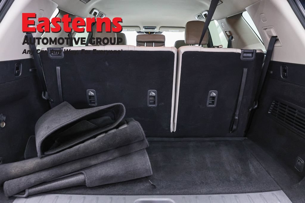 Used 2022 Nissan Pathfinder SL AWD/4WD image 9