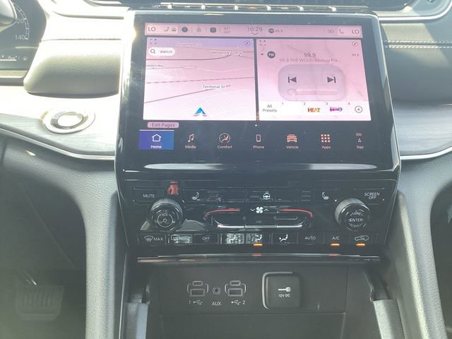 New 2025 Jeep Grand Cherokee L Limited w/ Trailer Tow Package image 11