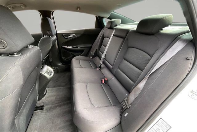 Used 2024 Chevrolet Malibu LT image 16