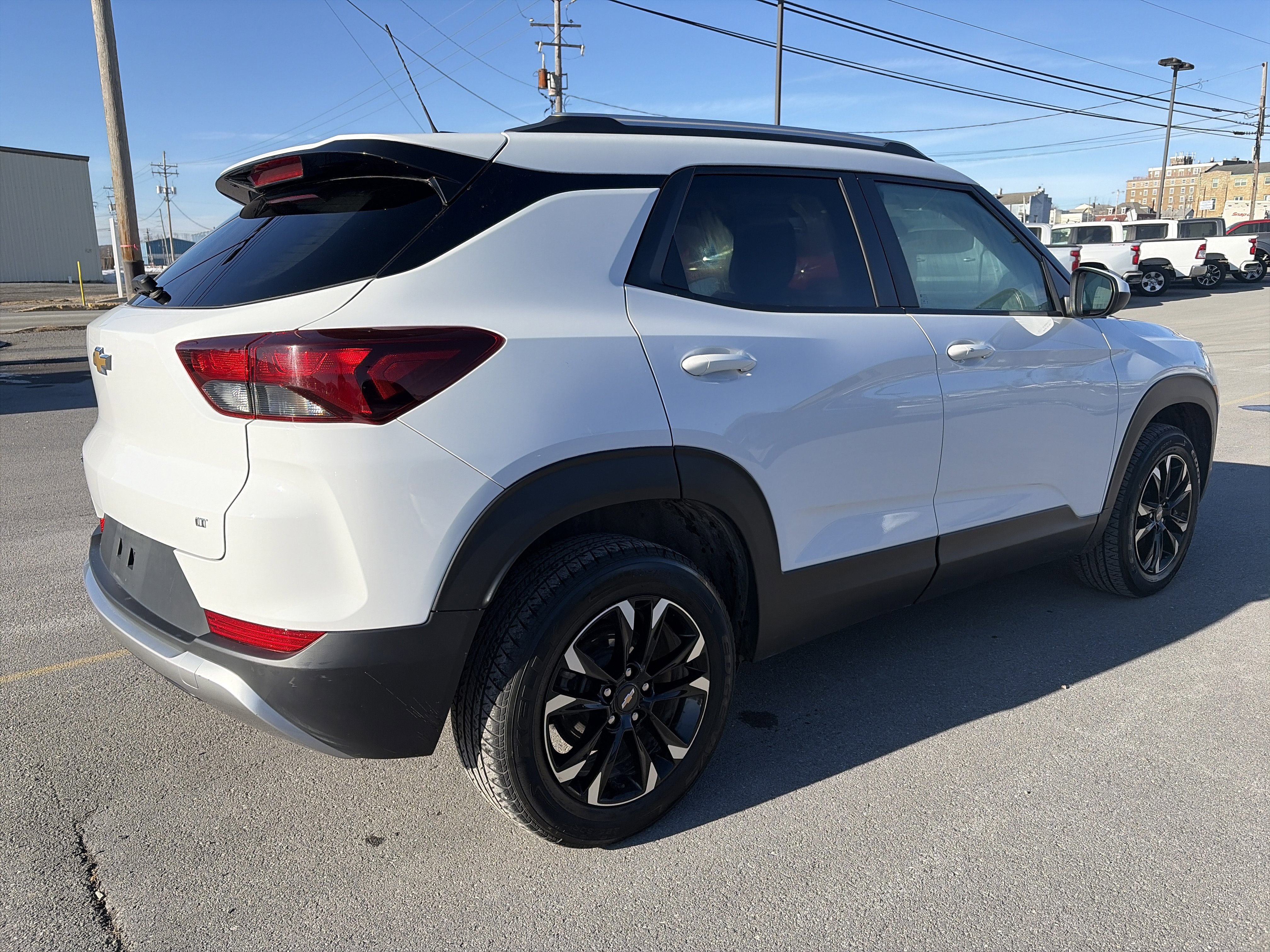 Used 2022 Chevrolet TrailBlazer LT image 3