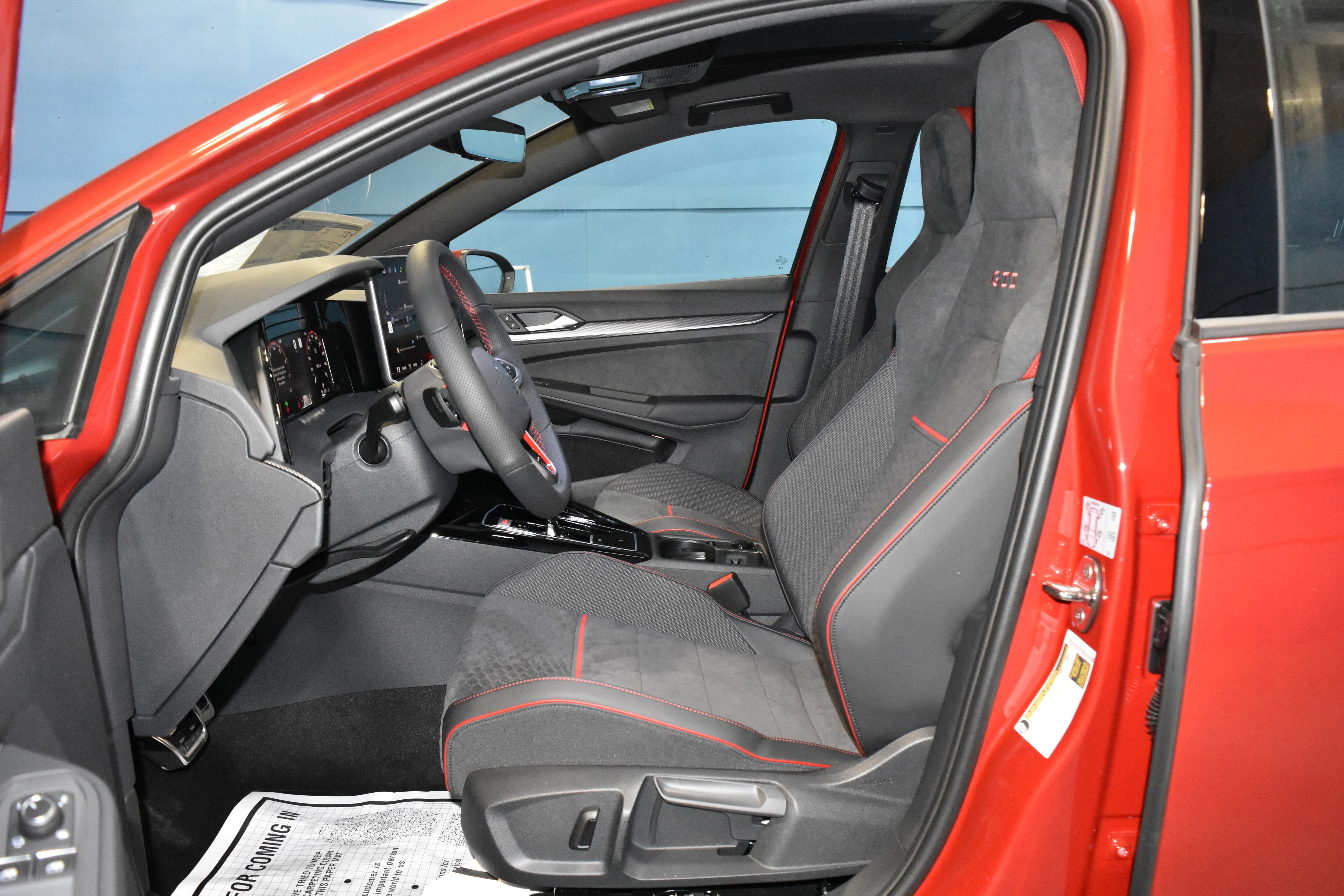 New 2025 Volkswagen GTI SE image 5
