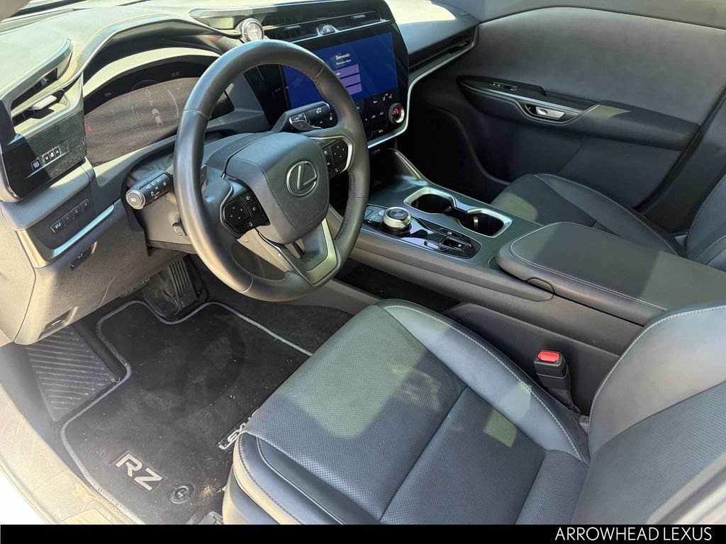 Used 2024 Lexus RZ 300e Premium w/ Technology Package FWD image 11