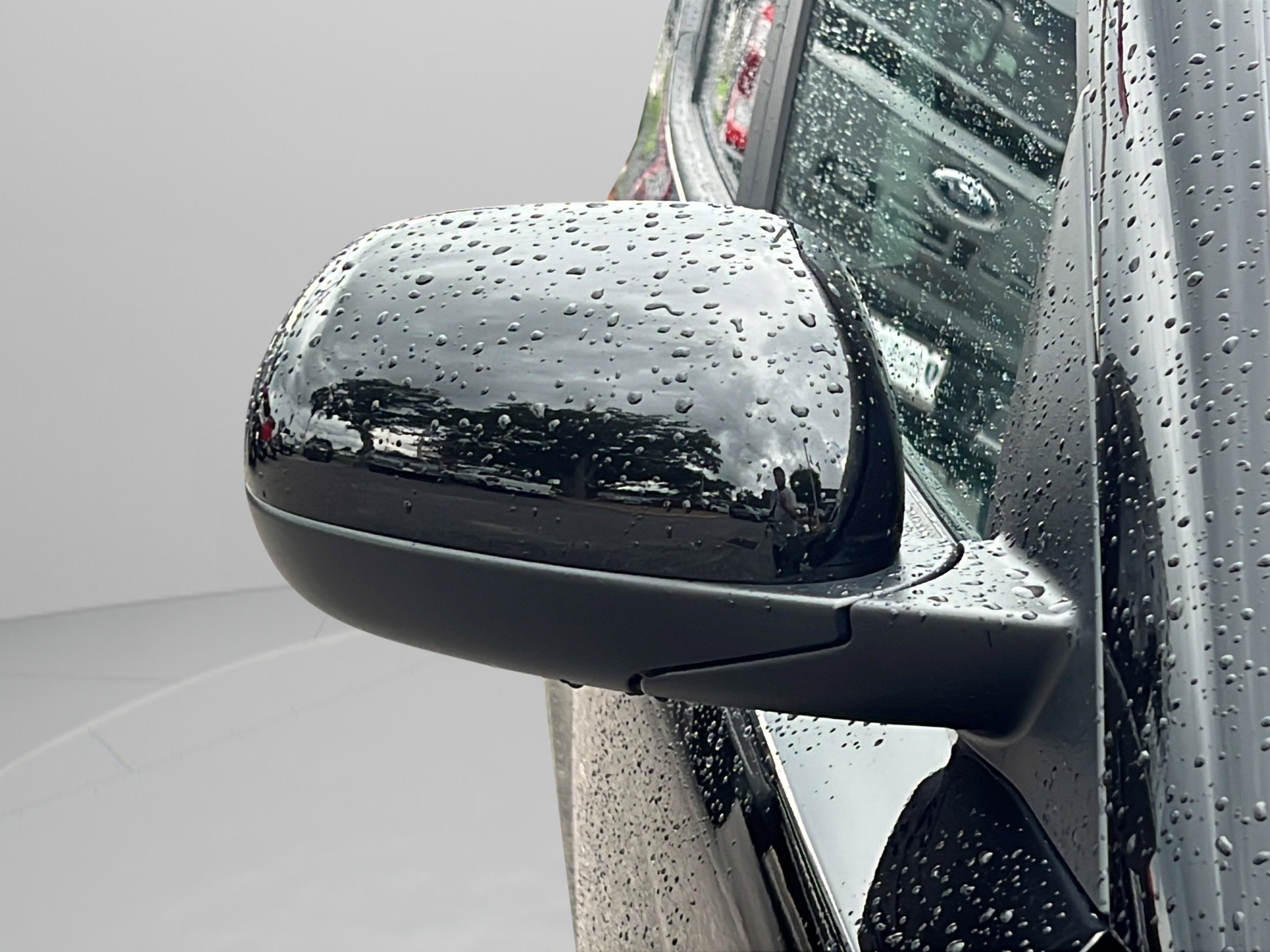 Certified 2025 Kia Soul LX w/ LX Technology Package FWD image 23