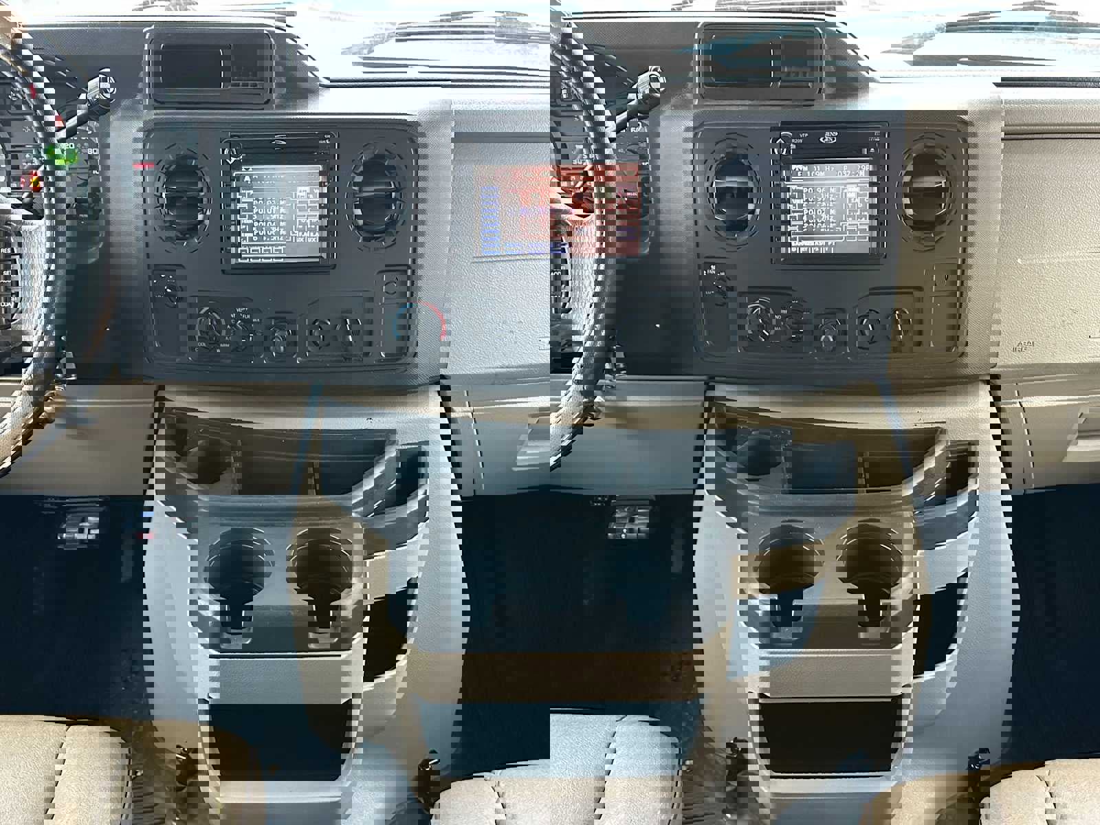 Used 2011 Ford E-450 and Econoline 450 Super Duty w/ Motorhome Prep Pkg image 39