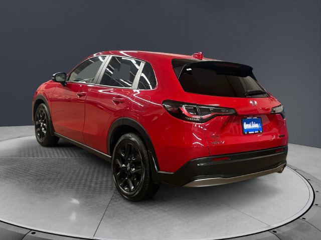 Certified 2025 Honda HR-V Sport image 3