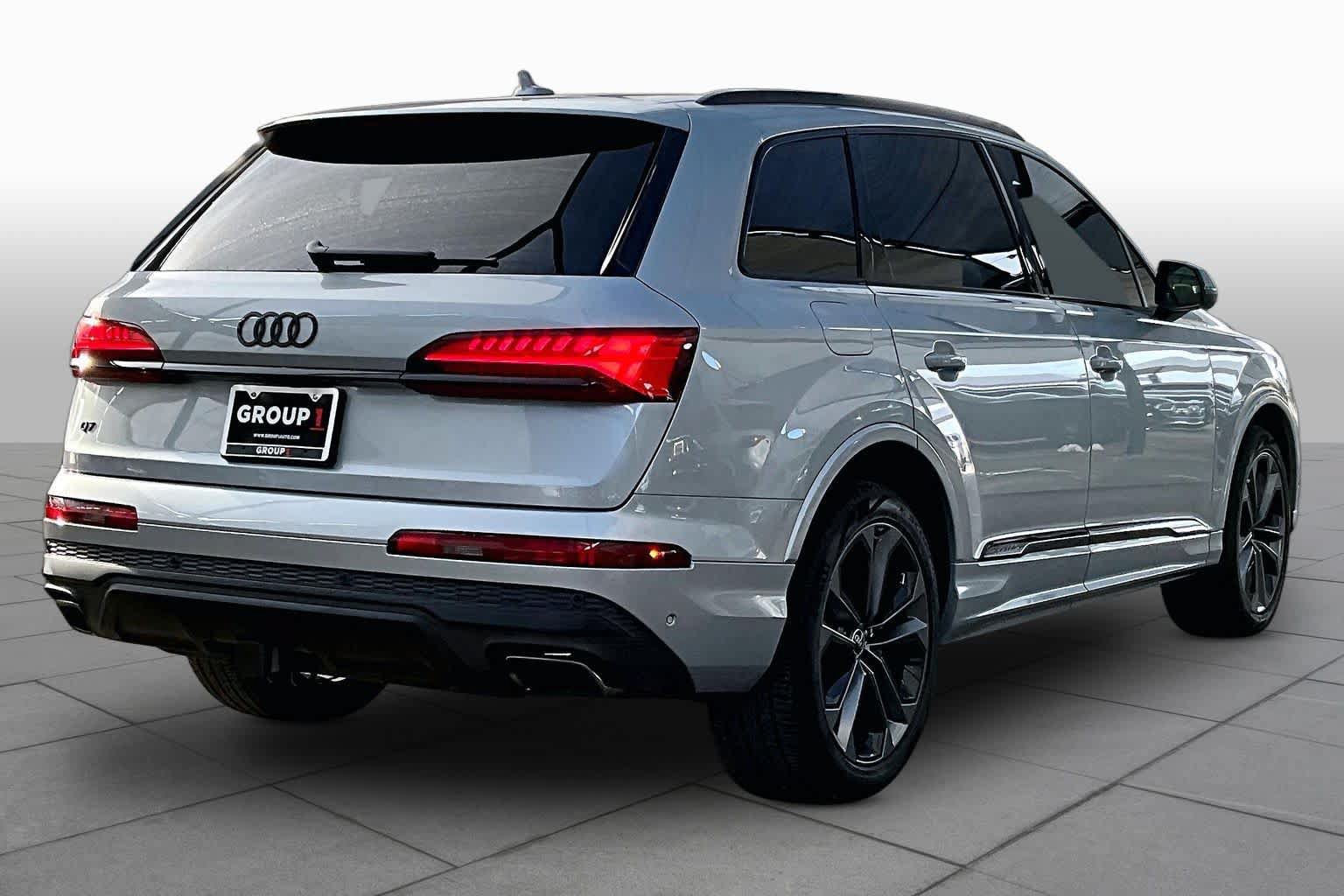 Used 2025 Audi Q7 3.0T Premium Plus w/ Premium Plus Package AWD/4WD image 13