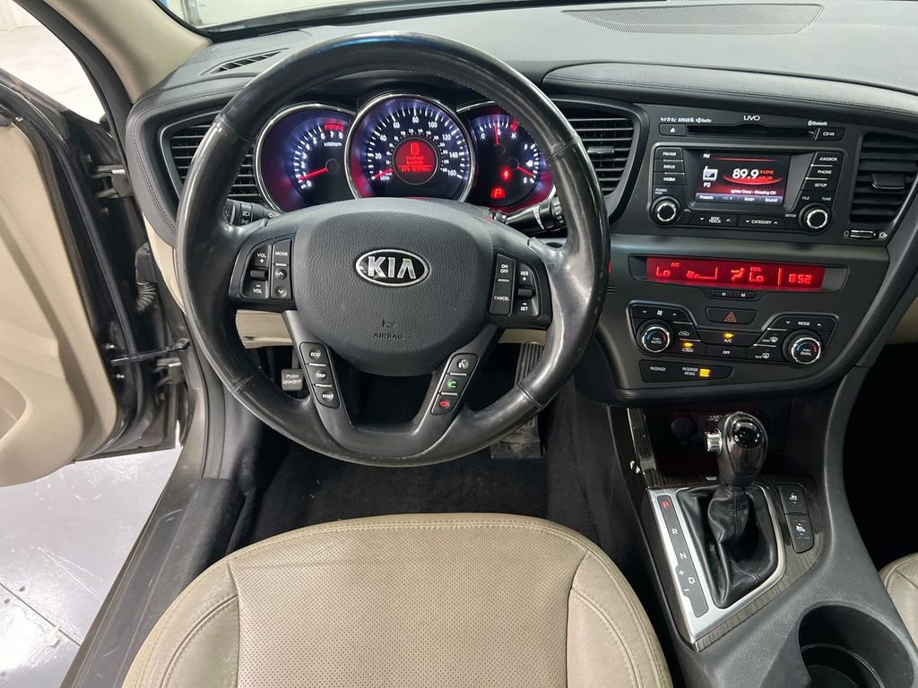 Used 2013 Kia Optima EX w/ Premium Pkg image 20