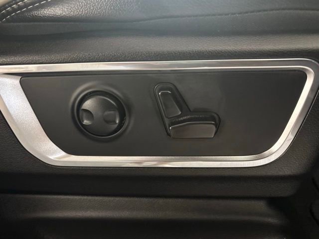 Used 2024 RAM 1500 Laramie RWD image 19