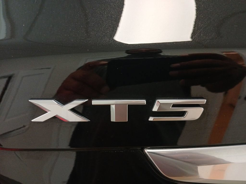 Certified 2025 Cadillac XT5 Premium Luxury w/ Technology Package AWD/4WD image 25
