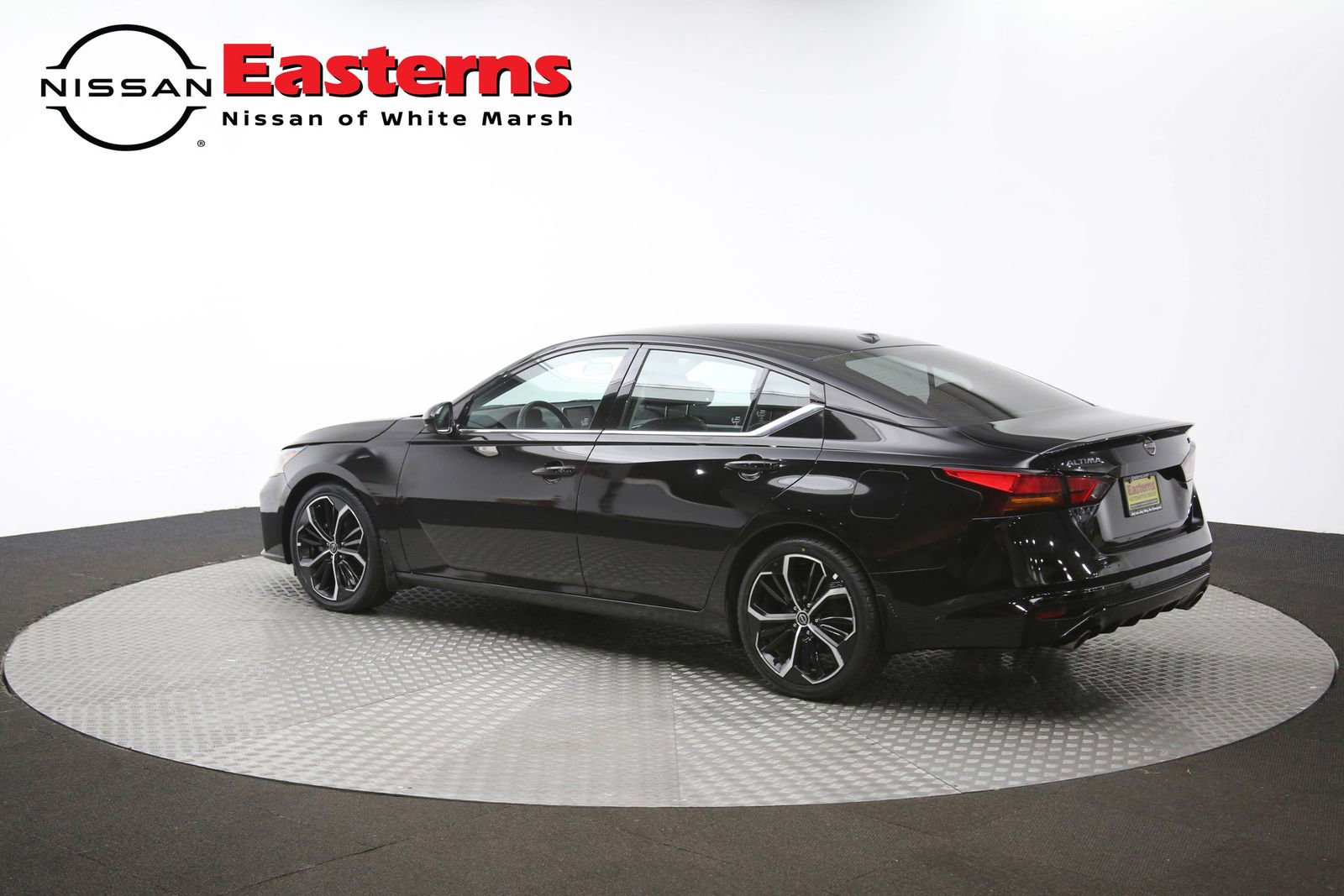 Used 2023 Nissan Altima 2.5 SR image 96