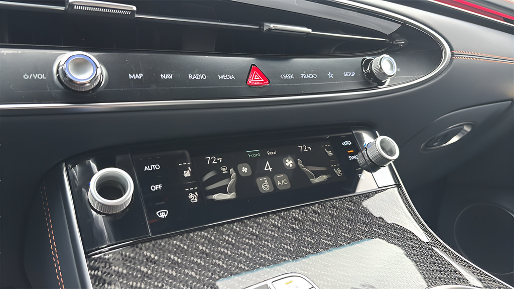 New 2026 Genesis GV70 3.5T Sport Prestige AWD/4WD image 24