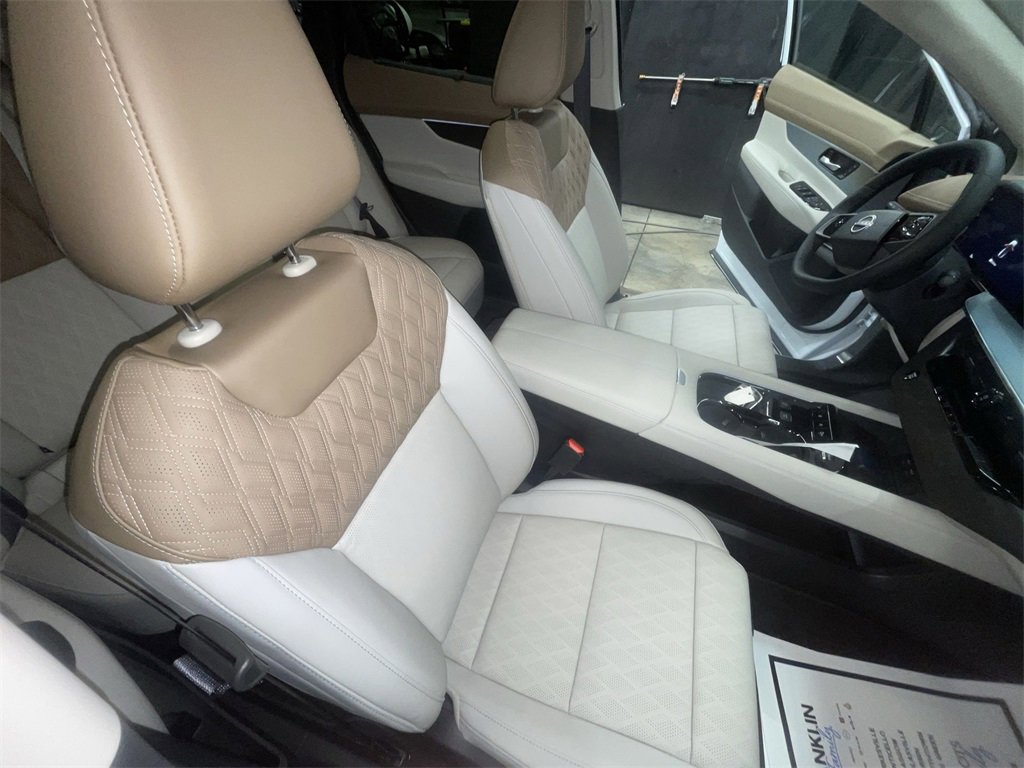 New 2026 Nissan Murano Platinum w/ Cargo Package image 25