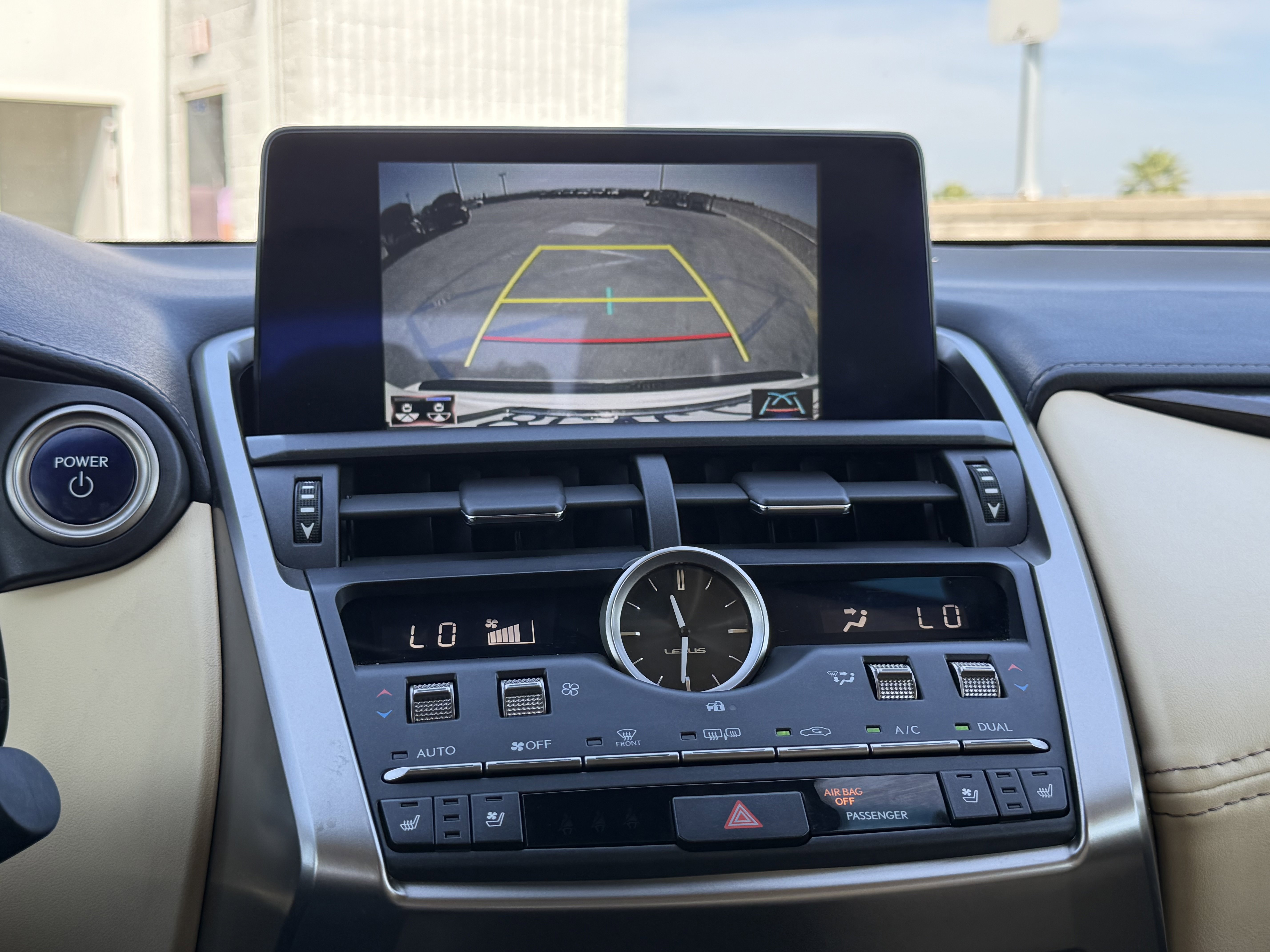 Used 2018 Lexus NX 300h AWD image 27