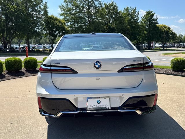 Certified 2025 BMW 740i xDrive AWD/4WD image 4