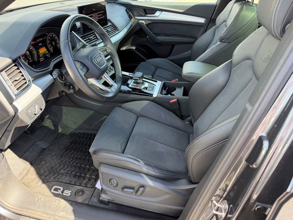 Used 2023 Audi Q5 e Premium Plus w/ Premium Plus Package image 21
