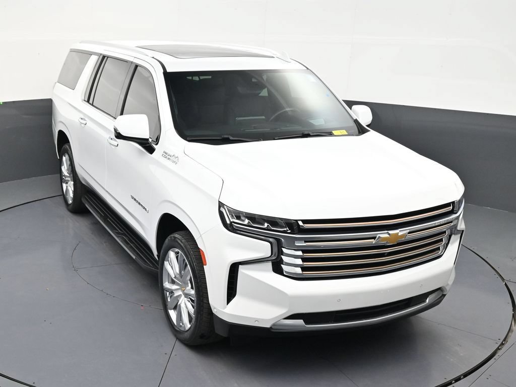 Used 2024 Chevrolet Suburban High Country w/ Advanced Technology Package RWD image 18