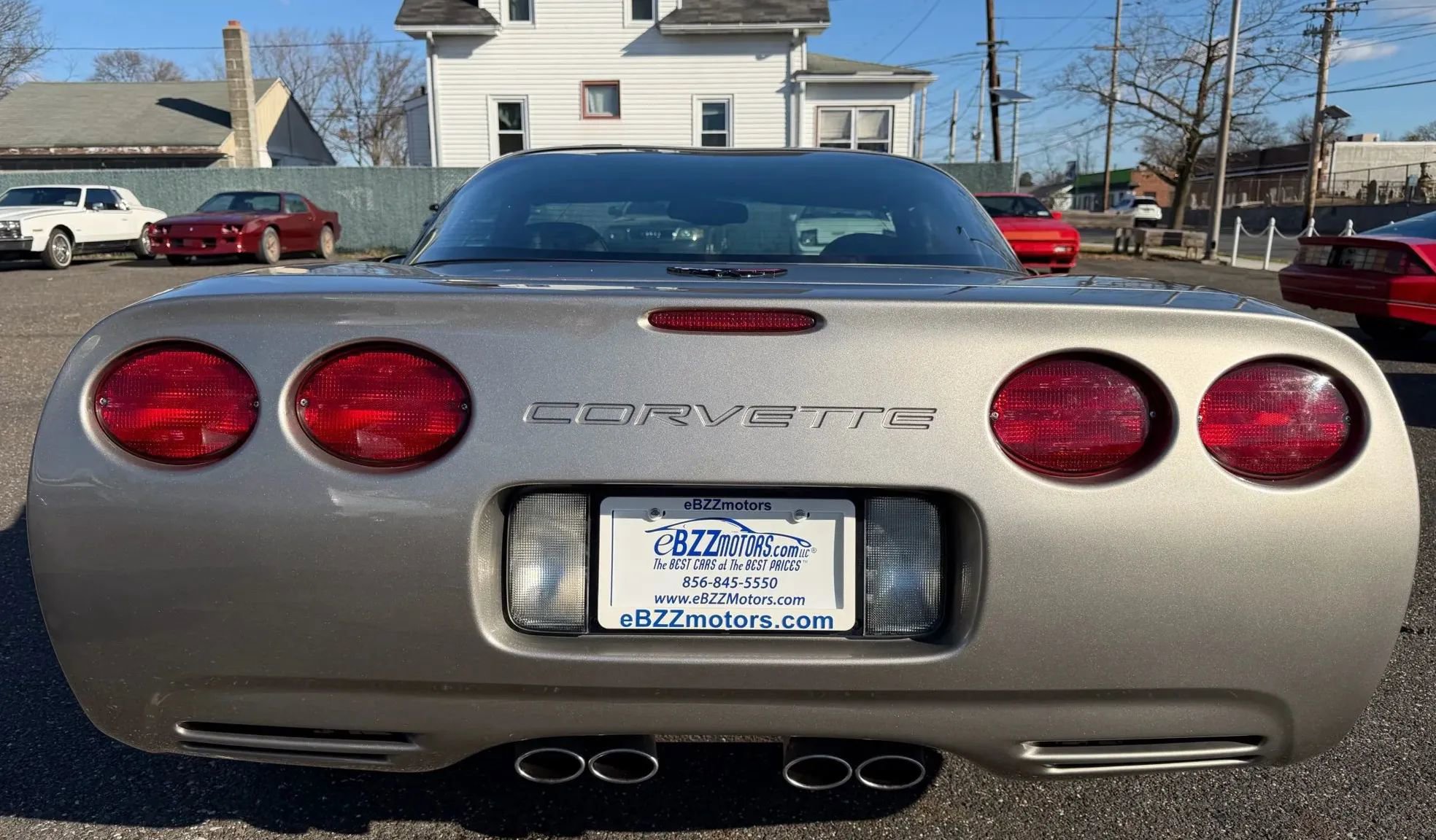Used 2001 Chevrolet Corvette Coupe w/ Preferred Equipment Group1 image 9