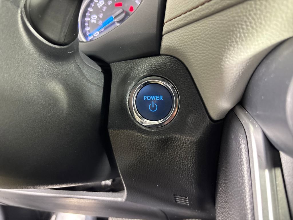 Certified 2022 Toyota RAV4 XLE Premium AWD/4WD image 22