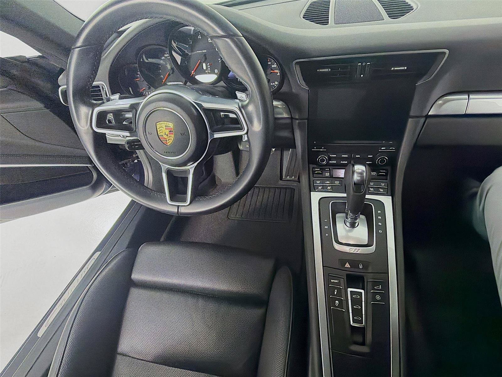 Used 2018 Porsche 911 Carrera S RWD image 17