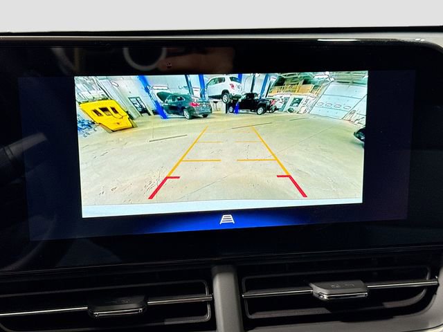 New 2026 Chevrolet Trax LT image 16