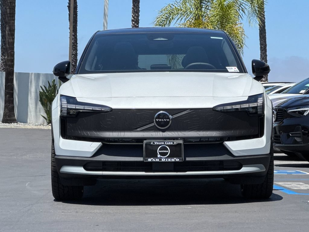 New 2026 Volvo EX30 Cross Country Ultra w/ Protection Package Premier AWD/4WD image 8