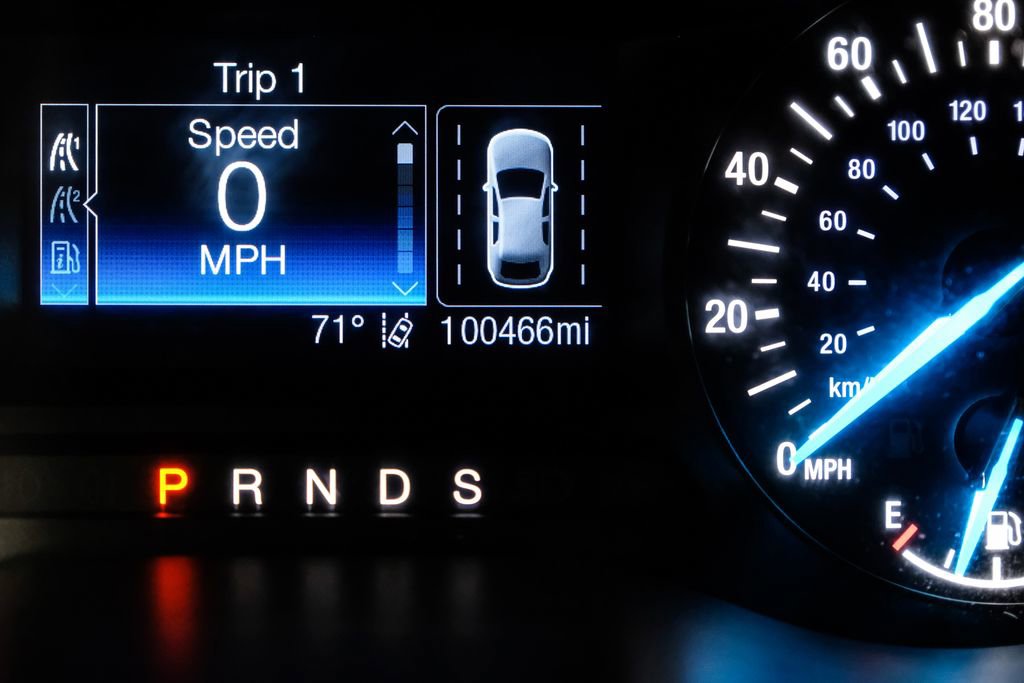 Used 2019 Ford Edge SE image 18