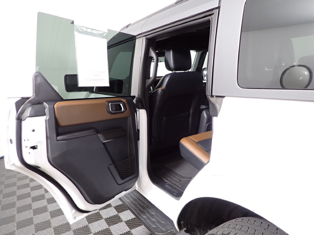 Used 2024 Ford Bronco Outer Banks AWD/4WD image 31