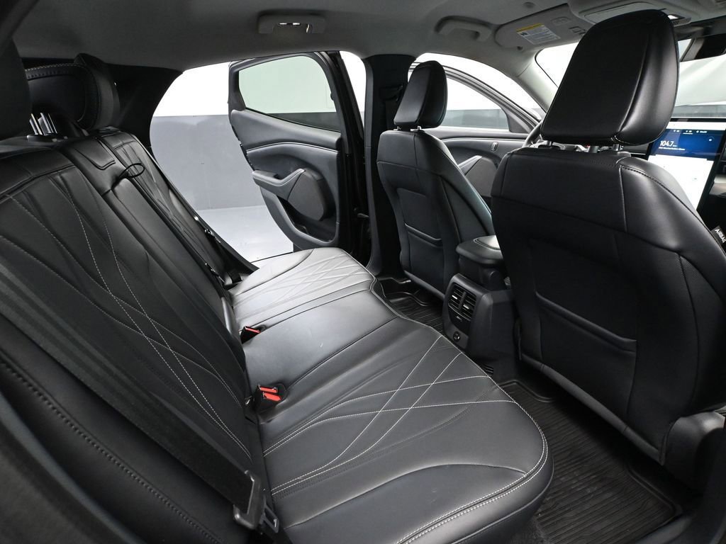 Used 2021 Ford Mustang Mach-E Select image 43