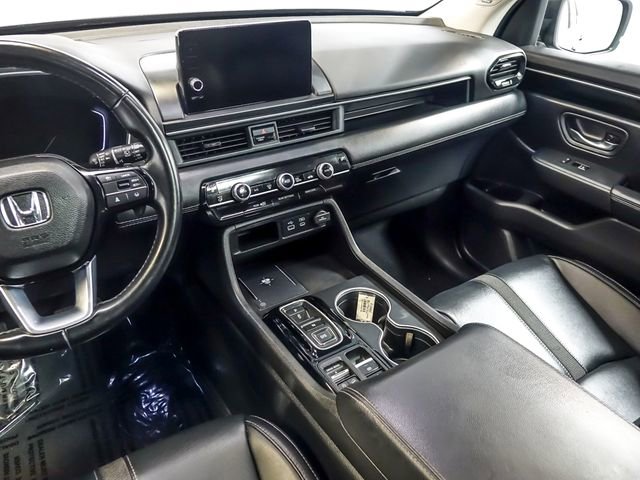 Used 2023 Honda Pilot Touring image 19