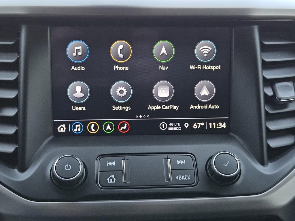 Used 2022 GMC Acadia AT4 w/ Technology Package image 12