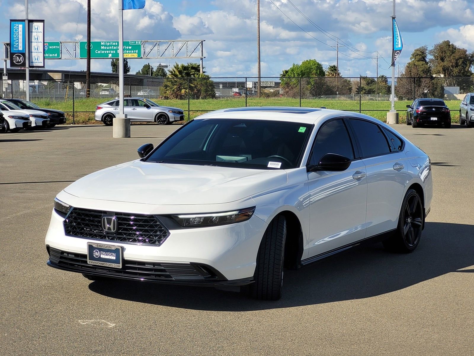 Used 2024 Honda Accord Sport image 9