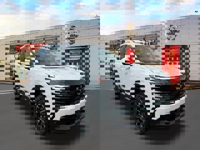 New 2025 Nissan Kicks SV