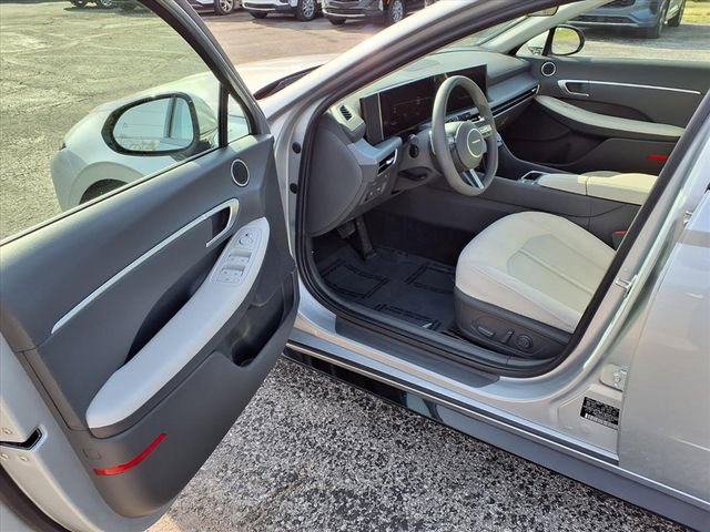 Used 2025 Hyundai Sonata SEL image 47