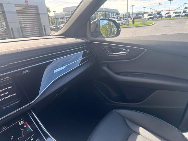 Used 2023 Audi Q8 Premium w/ Convenience Package AWD/4WD image 39
